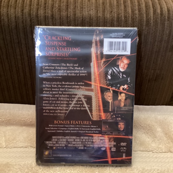 Entrapment DVD BRAND NEW Widescreen Sean Connery Catherine Zeta-Jones - Picture 2 of 3